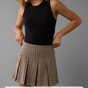 AE pleated knit plaid skort